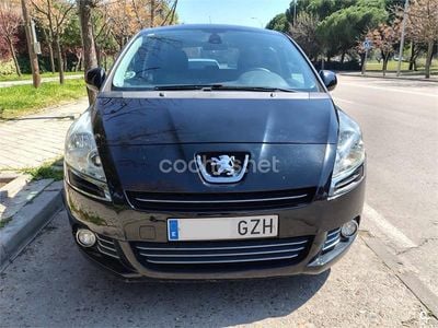 Usado Peugeot 5008 Premium 110 CV (80 kW) 2010 Negro Monovolumen
