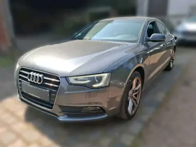 Usado Audi A5 Sportback Exclusive 177 CV (130 kW) 2012 Gris Utilitario