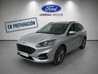Usado Ford Kuga ST-Line 225 CV (165 kW) 2023 Gris SUV