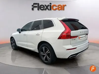 Usado Volvo XC60 R-Design 150 CV (110 kW) 2019 Blanco SUV