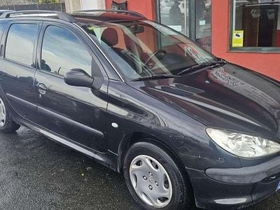 Usado Peugeot 206 69 CV (50 kW) 2004 Negro Utilitario
