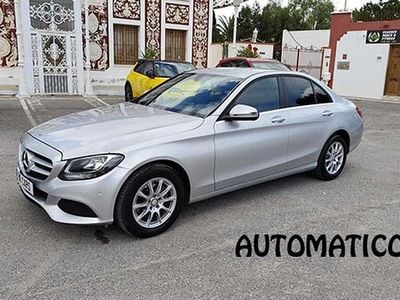 Usado Mercedes C180 116 CV (85 kW) 2017 Plateado Berlina