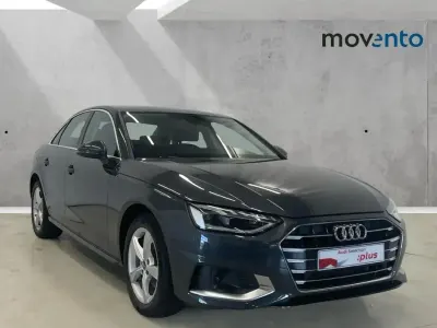 Usado Audi A4 Advanced Plus 136 HP (100 kW) 2022 Cinzento Sedan