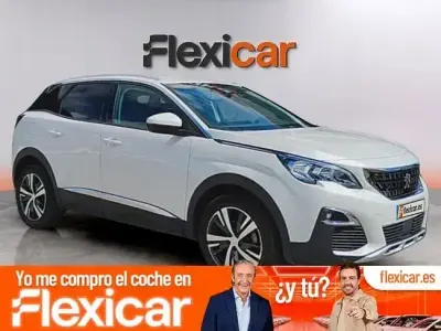 Usado Peugeot 3008 Active 130 CV (95 kW) 2018 Blanco SUV