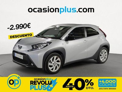 Usado Toyota Aygo X Play 72 CV (52 kW) 2024 Gris SUV