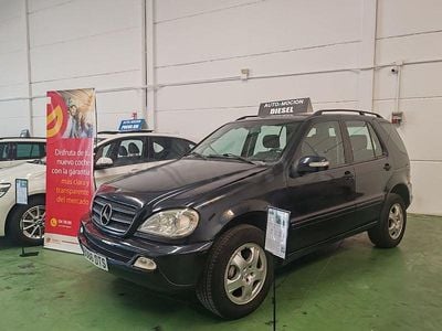 Usado Mercedes ML270 163 CV (119 kW) 2003 Gris / plata SUV