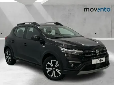 Usado Dacia Sandero Expression 91 CV (66 kW) 2022 Negro Berlina