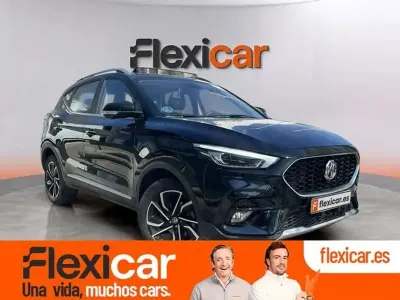 Käytetty MG ZS Luxury 111 HP (81 kW) 2023 Musta Katumaasturi