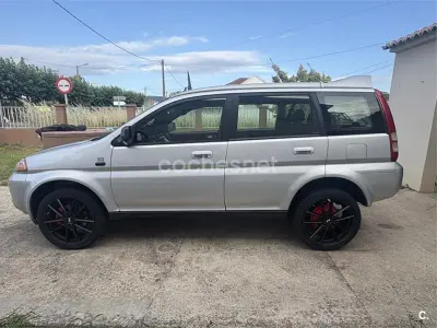 Usado Honda HR-V 105 CV (77 kW) 2001 Gris / plata SUV