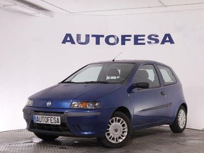 Usado Fiat Punto Dynamic 80 CV (58 kW) 2003 Azul Utilitario