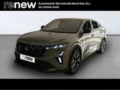 Usado Renault Rafale Esprit Alpine 300 CV (220 kW) 2025 Gris / plata SUV