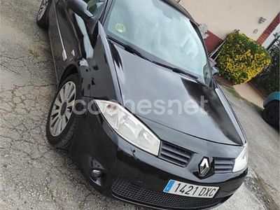 Usado Renault Mégane II Dynamique 120 CV (88 kW) 2006 Negro Berlina