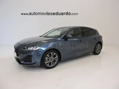 Używany Ford Focus ST-Line 125 KM (91 kW) 2023 Niebieski Sedan/Limuzyna