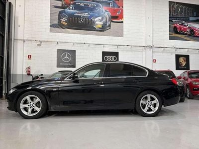 Usado BMW 320 Luxury Line 184 CV (135 kW) 2012 Negro Berlina
