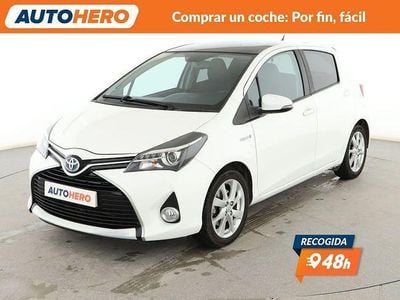 Usado Toyota Yaris Hybrid Advance 101 CV (74 kW) 2015 Blanco Berlina