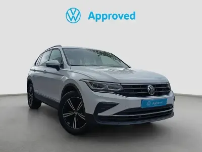 Begagnad VW Tiguan Life 150 HK (110 kW) 2020 Otro SUV