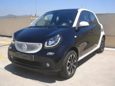 Usado Smart ForFour Passion 71 CV (52 kW) 2016 Negro Utilitario