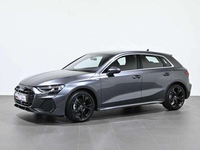 Gris Usado 2025 Audi A3 Sportback Comfort Utilitario | 37.500 €