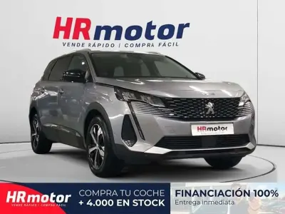 Usado Peugeot 5008 Allure 131 CV (96 kW) 2022 Gris SUV