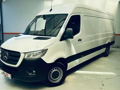 Usado Mercedes Sprinter 150 CV (110 kW) 2022 Blanco Van