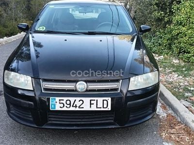 Usado Fiat Stilo Racing 120 CV (88 kW) 2007 Negro Familiar