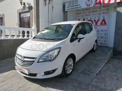 Usado Opel Meriva Excellence 140 HP (102 kW) 2016 Branco Monovolume