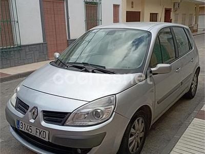 Beige Usado 2007 Renault Scénic II Monovolumen | 2200 € (Precio justo)