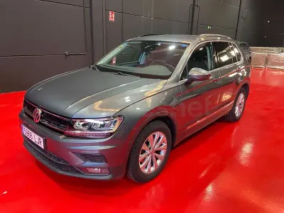 Usado VW Tiguan Advance 150 CV (110 kW) 2020 Gris / plata SUV