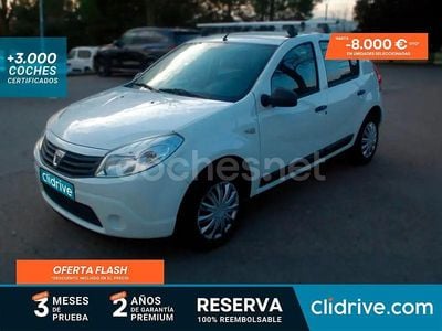 Blanco Usado 2011 Dacia Sandero Lauréate Berlina | 3990 € (Precio justo)