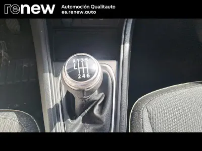Usado Renault Captur Techno 100 CV (73 kW) 2025 Azul SUV