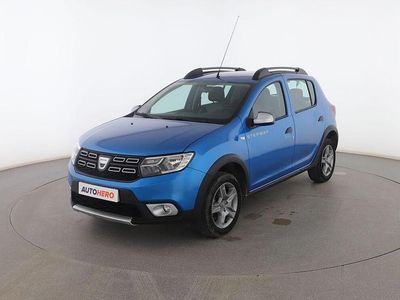 Usado Dacia Sandero Stepway Ambiance 90 CV (66 kW) 2017 Azul Utilitario