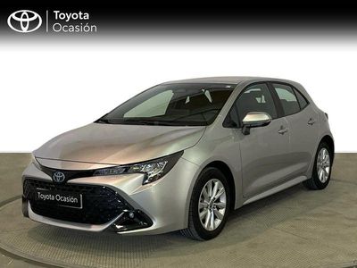 Usado Toyota Corolla Active 140 CV (102 kW) 2025 Gris / plata Berlina