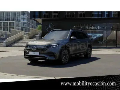 Käytetty Mercedes EQB300 AMG line 167 kW (228 HP) 2023 Harmaa Katumaasturi