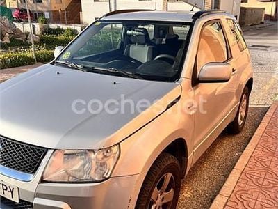 Usado Suzuki Grand Vitara 129 CV (94 kW) 2007 Gris / plata SUV