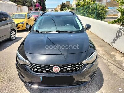Usado Fiat Tipo Lounge 120 CV (88 kW) 2018 Negro Familiar