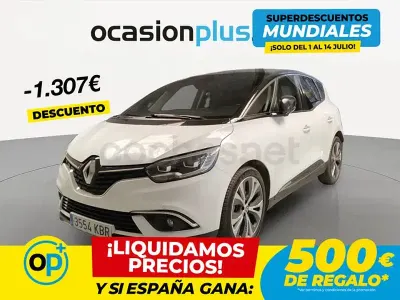 Usado Renault Scénic Zen 130 CV (95 kW) 2017 Blanco Monovolumen
