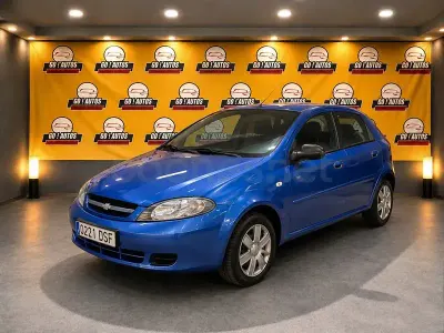 Usado Chevrolet Lacetti SE 94 CV (69 kW) 2005 Azul Berlina
