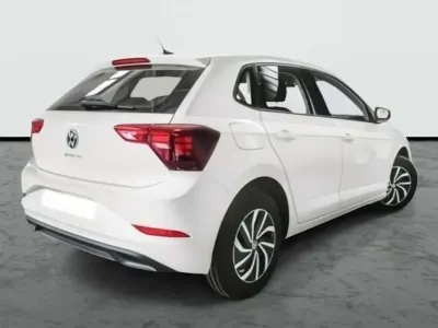 Używany VW Polo 95 KM (69 kW) 2023 Biały Hatchback