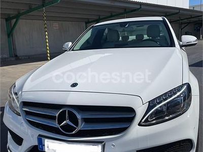 Blanco Usado 2017 Mercedes C220 AMG line Berlina | 23.500 € (Precio justo)