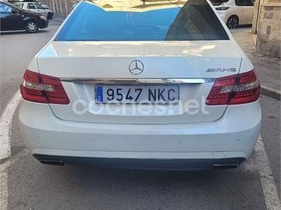Usado Mercedes E220 Avantgarde Edition 170 CV (125 kW) 2011 Blanco Berlina
