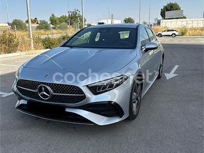 Usado Mercedes A200 163 CV (119 kW) 2024 Gris / plata Berlina