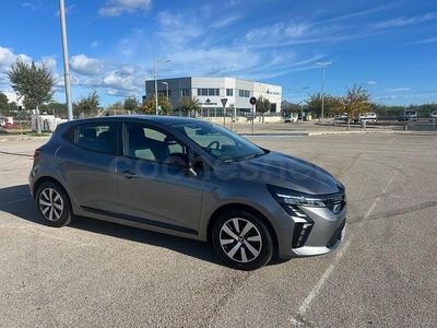 Usado Mitsubishi Colt Motion 90 CV (66 kW) 2025 Gris / plata Utilitario