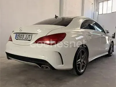 Usado Mercedes CLA220 AMG line 177 CV (130 kW) 2015 Blanco Coupe