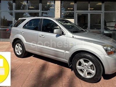 Usado Kia Sorento 170 CV (125 kW) 2009 Gris / plata SUV