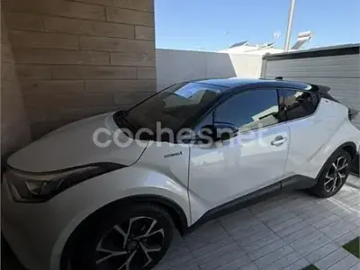 Usado Toyota C-HR Advance 122 CV (89 kW) 2018 Blanco SUV