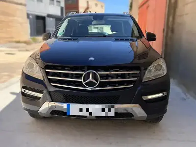 Usado Mercedes ML250 204 CV (150 kW) 2013 Azul SUV
