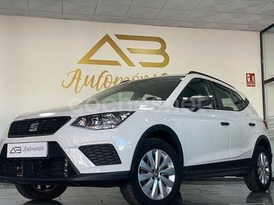 Usado Seat Arona Reference 95 CV (69 kW) 2018 Blanco SUV
