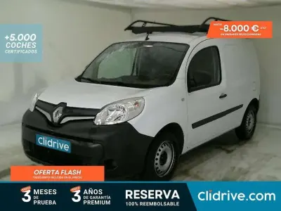 Usado Renault Kangoo 95 CV (69 kW) 2021 Blanco Monovolumen
