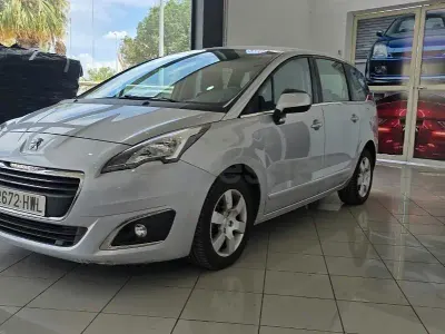 Usado Peugeot 5008