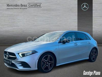 Usado Mercedes A180 116 CV (85 kW) 2022 Gris / plata Berlina